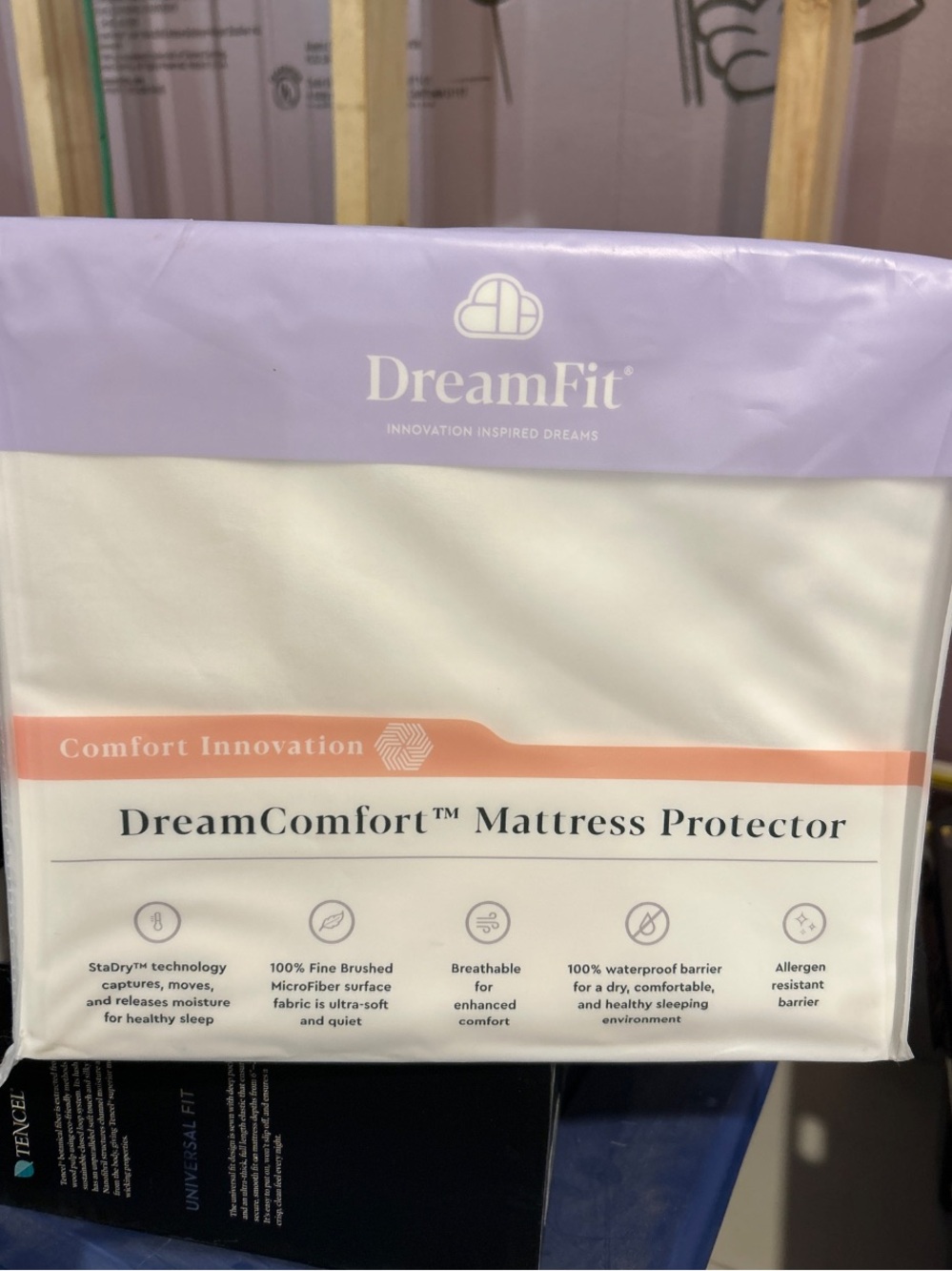 Twin Chill Innovation Mattress Protector - White
